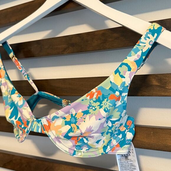 Billabong Bella Costa Ruby Underwire Top - Picture 7 of 7